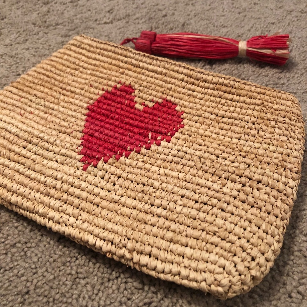 Mar y Sol Carrie Clutch